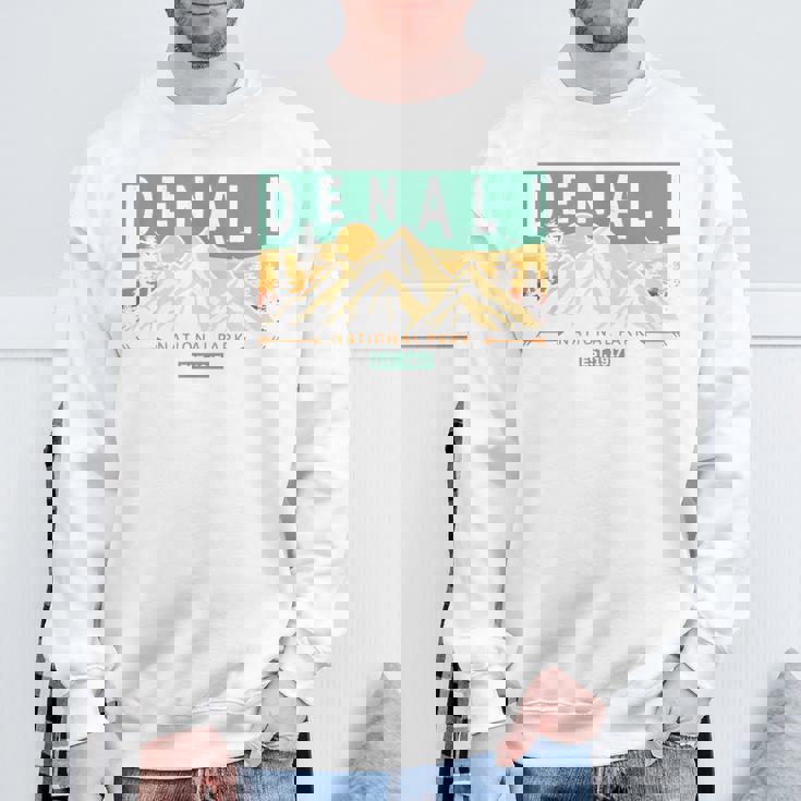 デナリ国立公園 山 自然 レトロ 夕日 ヴィンテージ スウェットシャツ 高齢者への贈り物