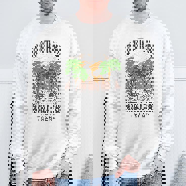 ドイインタノン国立公園タイ スウェットシャツ 高齢者への贈り物