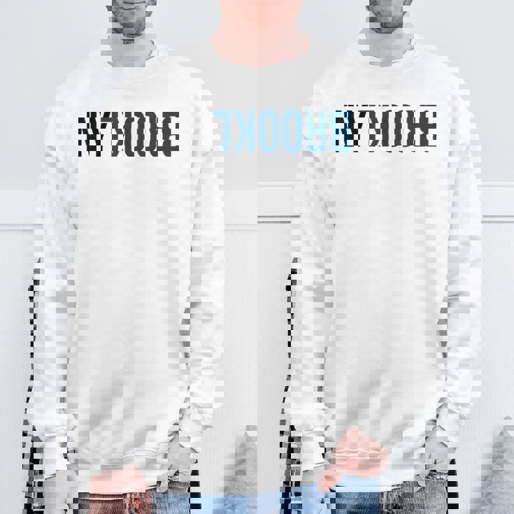 ニューヨークのファンのためのニューヨークブルックリンクリエイティブフリップデザイン スウェットシャツ 高齢者への贈り物