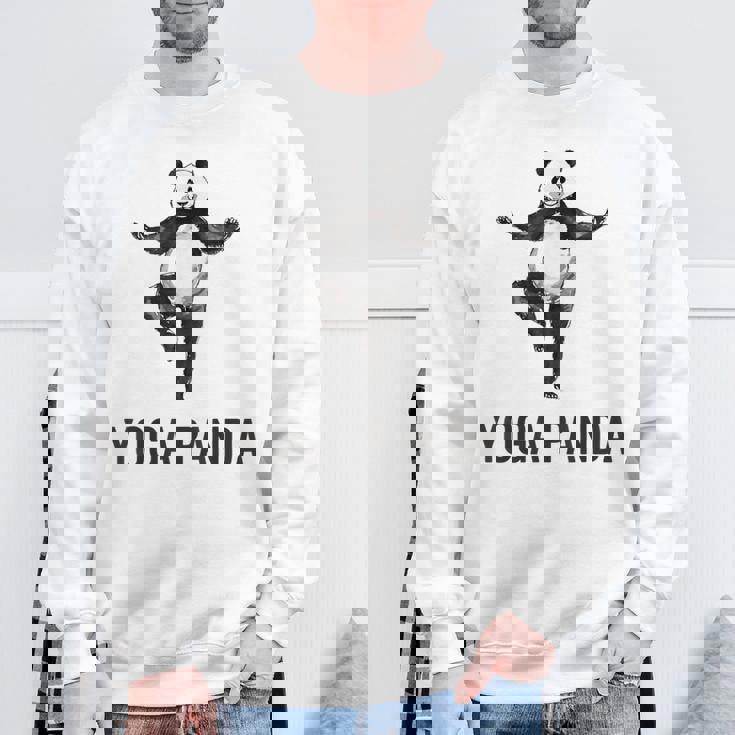 パンダ ヨガポーズ 水墨画 おもしろ 運動 和風 動物 スウェットシャツ 高齢者への贈り物