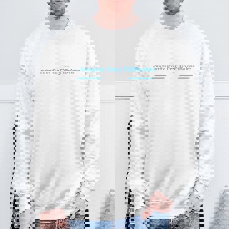 フロアコーリーブッカーを保持しながら質問に屈する 長袖tシャツ スウェットシャツ 高齢者への贈り物