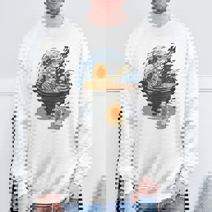 ラーメン 海 波 寝ぼける たまご スウェットシャツ 高齢者への贈り物