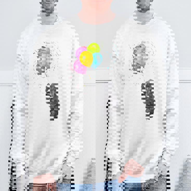 可愛い赤ちゃんのゴリラシルバーバックグラフィックバルーンアートワーク。 スウェットシャツ 高齢者への贈り物