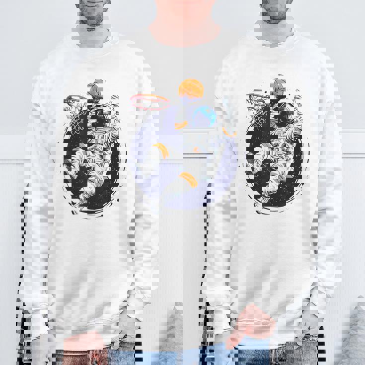 宇宙飛行士 バスケットボール 宇宙 ボール 惑星 銀河 スウェットシャツ 高齢者への贈り物