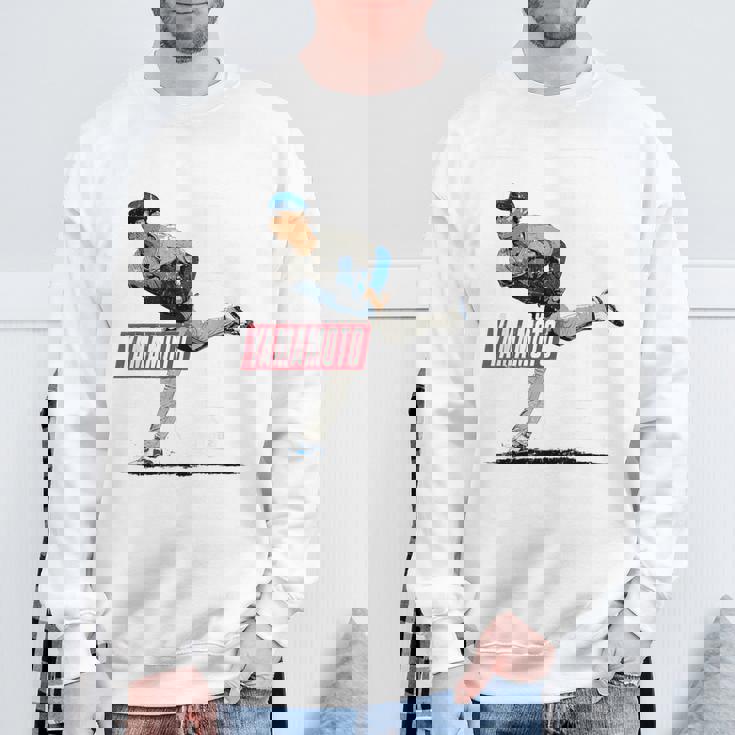 山本由伸 スウェットシャツ 高齢者への贈り物