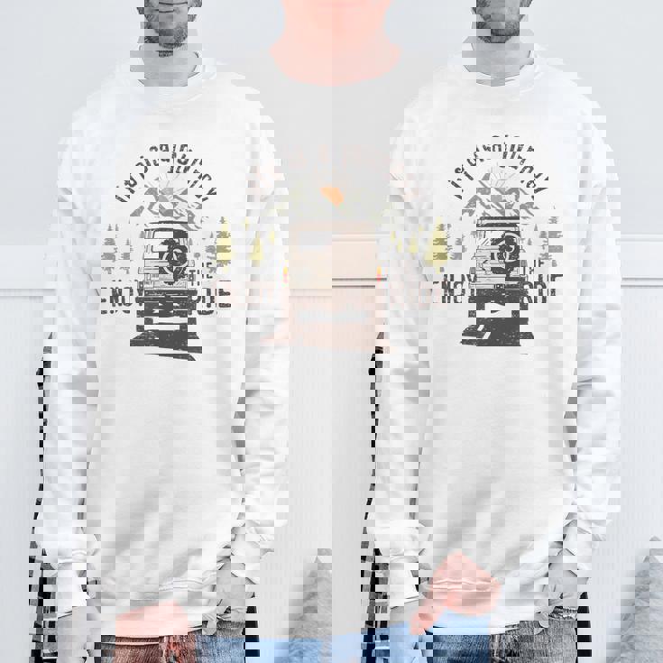 旅 おもしろ キャンプ 楽しい 登山 アウトドア キャンピングカー 人生は旅だ スウェットシャツ 高齢者への贈り物