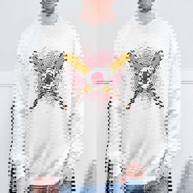 日本のクリケットラケットとボールの旗 長袖tシャツ スウェットシャツ 高齢者への贈り物