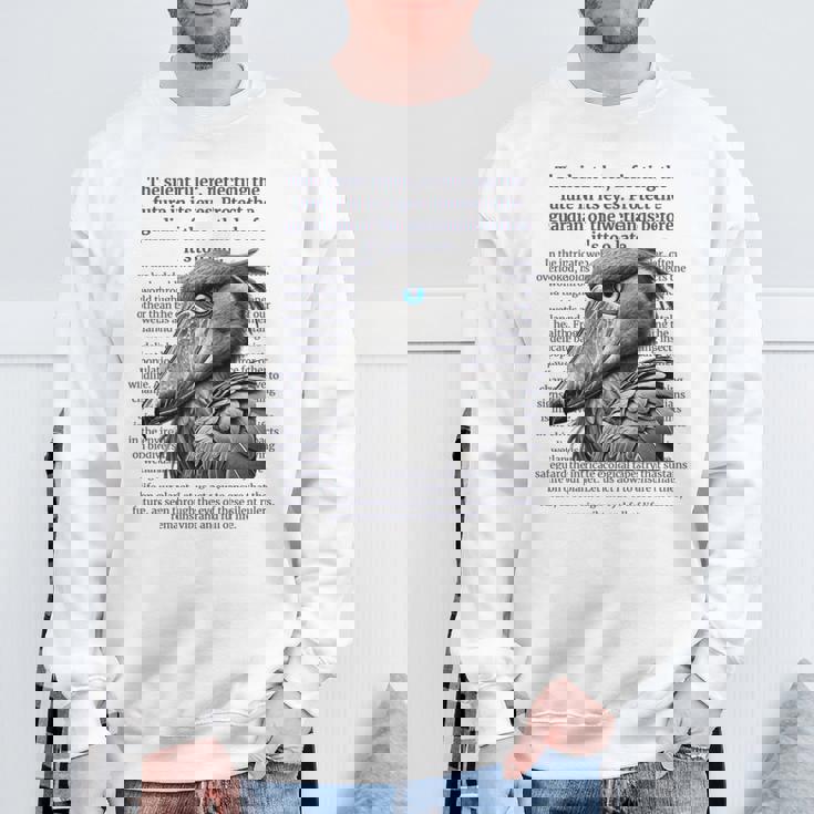 静かなる統治者 – ハシビロコウと湿地の守護 長袖tシャツ スウェットシャツ 高齢者への贈り物