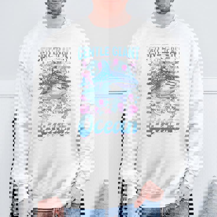 面白いジンベイザメ 動物 優しい海の巨人 スウェットシャツ 高齢者への贈り物