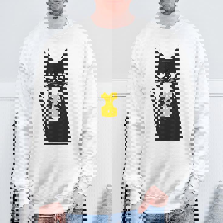 面白い黒猫はビールが大好きおもしろいビール好き スウェットシャツ 高齢者への贈り物