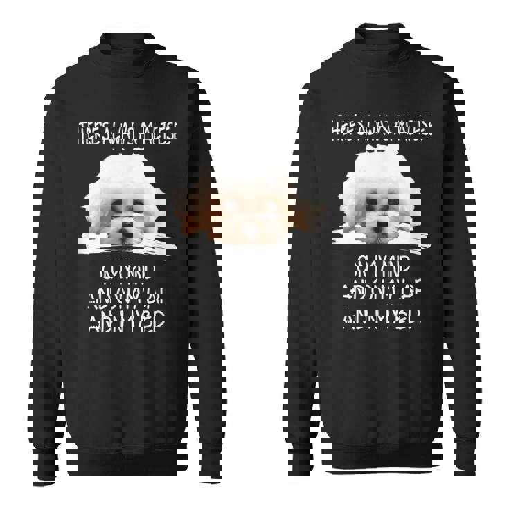 Maltese Dog Is On My Mind 面白い子犬オーナーデザイン スウェットシャツ