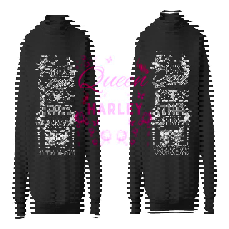 これはハーレーダビッドソンの女王の名前入り誕生日です。 スウェットシャツ