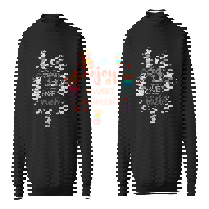 クレヨンしんちゃん かすかべ防衛隊とマカロンしんちゃんのティータイム スウェットシャツ