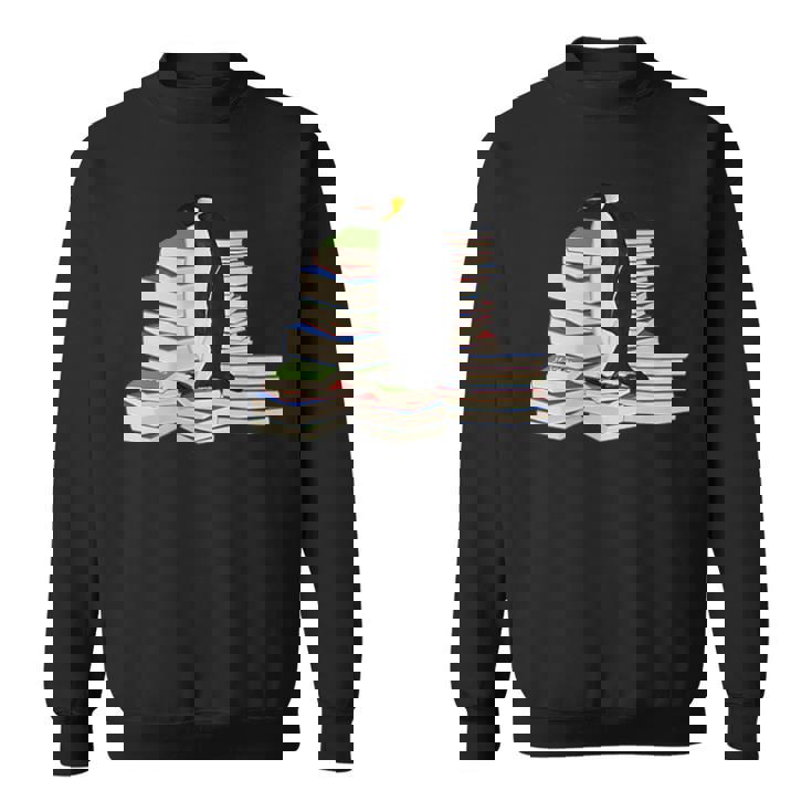 コウテイペンギン 鳥 本 読む 動物 図 バードウォッチング 贈り物 鳥類学者 生物学者 自然科学 スウェットシャツ