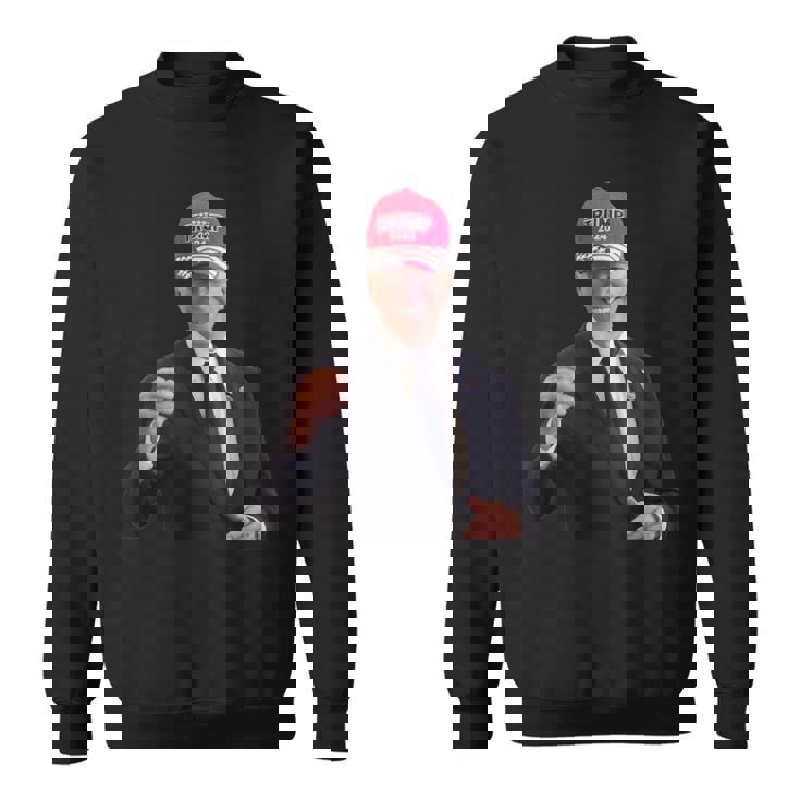 バイデンはトランプの帽子をかぶっています 2024 スウェットシャツ