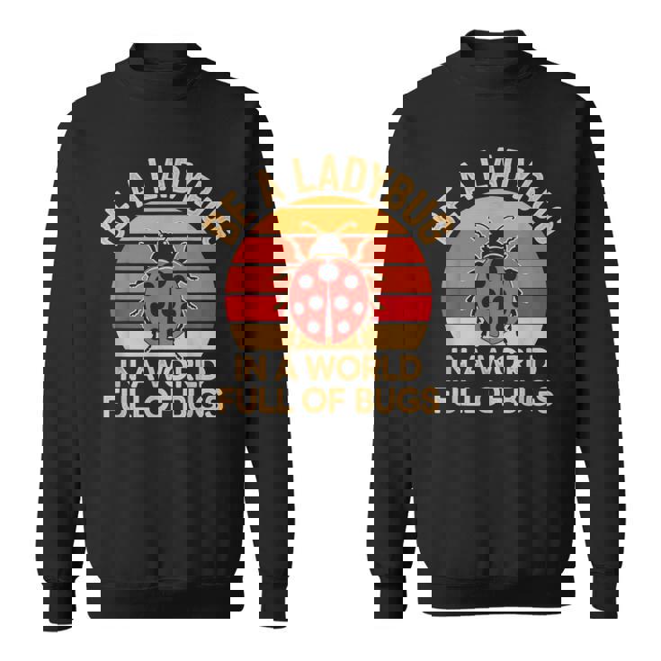 虫だらけの世界でてんとう虫になろう レトロなてんとう虫 スウェットシャツ