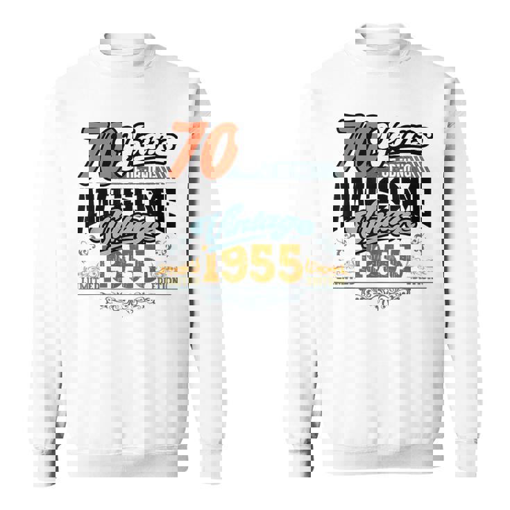 70歳の誕生日 ヴィンテージ 1955 70 Years Of Being Awesome レトロ スウェットシャツ