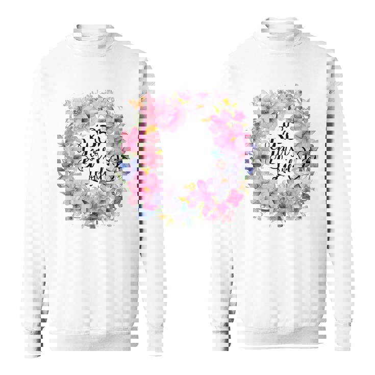 85年間愛されている 85歳の誕生日 花のリースと蝶 スウェットシャツ