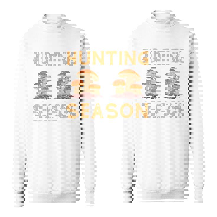 キノコ狩りの季節 長袖tシャツ スウェットシャツ