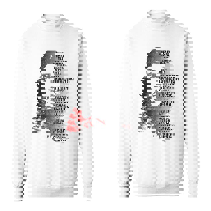 レトロなチェ・ゲバラのアドマイヤーズ革命の名言。ミーム スウェットシャツ