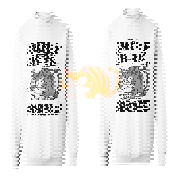 皮肉な猫好き 面白い 内向的 反社会的 不機嫌そうなキティ スウェットシャツ