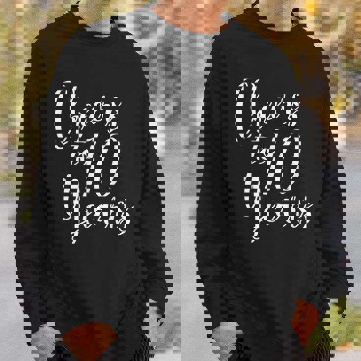 10歳、10歳の誕生日、グループ、10周年記念に乾杯。 スウェットシャツ 彼への贈り物