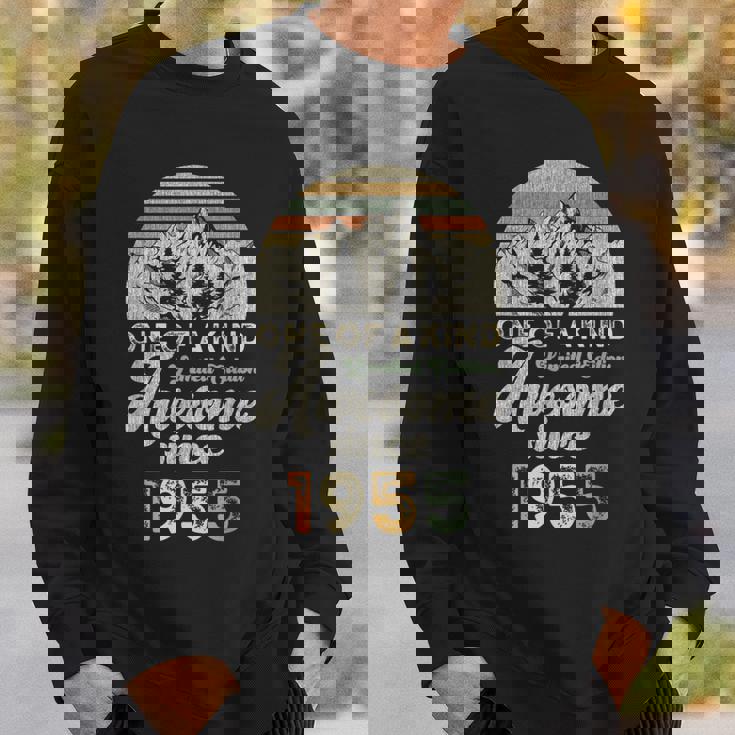 1955年の誕生以来、70年の歴史を誇る山々 スウェットシャツ 彼への贈り物