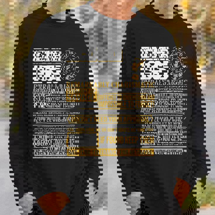 1965年 12月座 誕生日ギフト Born 12月agitarius スウェットシャツ 彼への贈り物