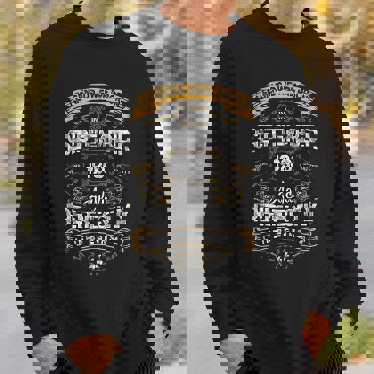 1980年9月に誕生した44歳の誕生日レジェンド。 スウェットシャツ 彼への贈り物