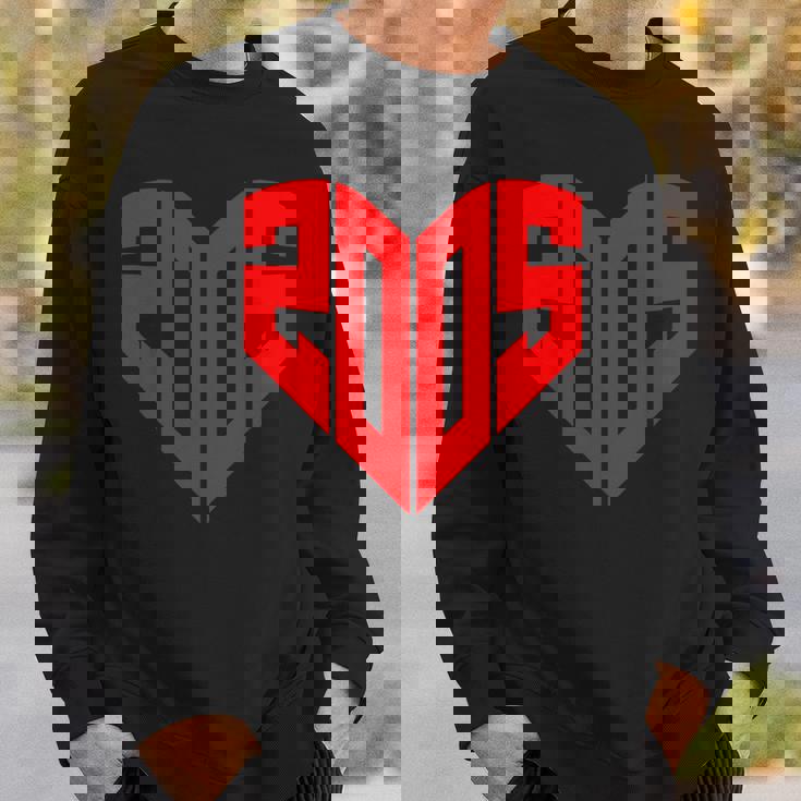 2005 ハート・ヴィンテージ 2005年 ハートの形 20歳の誕生日に愛を込めて スウェットシャツ 彼への贈り物