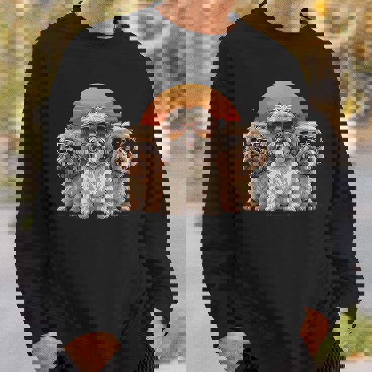 3匹のかわいい犬 ラサ・アプソ シーズー クール サングラス付き スウェットシャツ 彼への贈り物