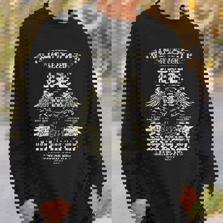 57歳の誕生日プレゼント 男性用 1968年6月 57歳 誕生日 スウェットシャツ 彼への贈り物