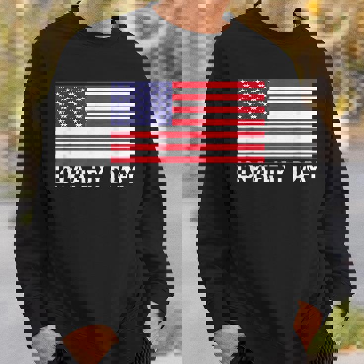 5月1日の忠誠の日 スウェットシャツ 彼への贈り物