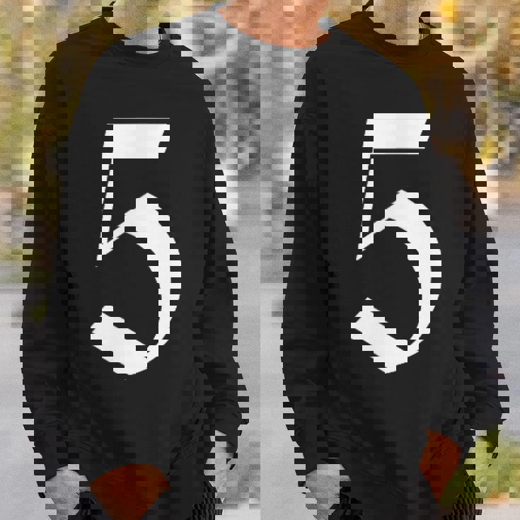 5番目 古英語の中世スタイルの五 スウェットシャツ 彼への贈り物