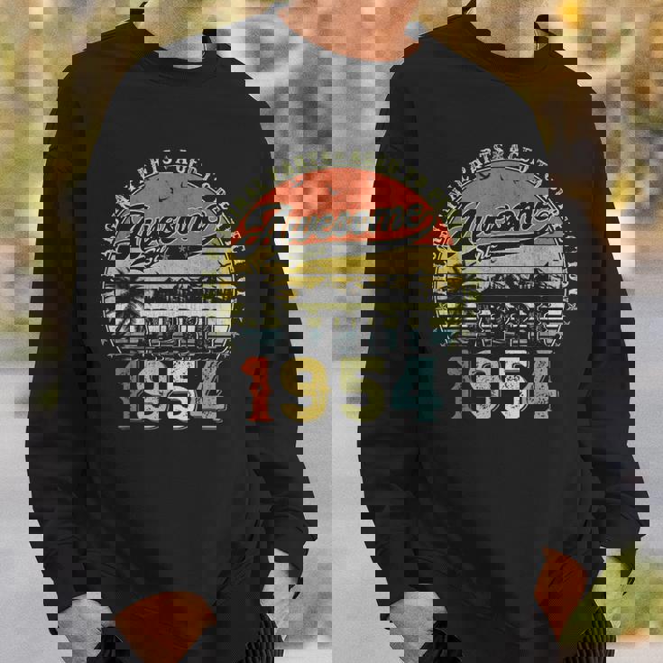 70歳 誕生日プレゼント 男性用 1954年4月 誕生日 ヴィンテージ スウェットシャツ 彼への贈り物