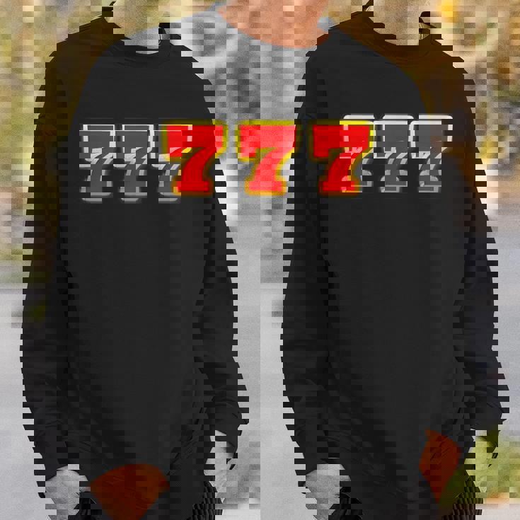 777 スリーセブン【スロット カジノ ラッキー7】数字 文字 シンプル デザイン スウェットシャツ 彼への贈り物