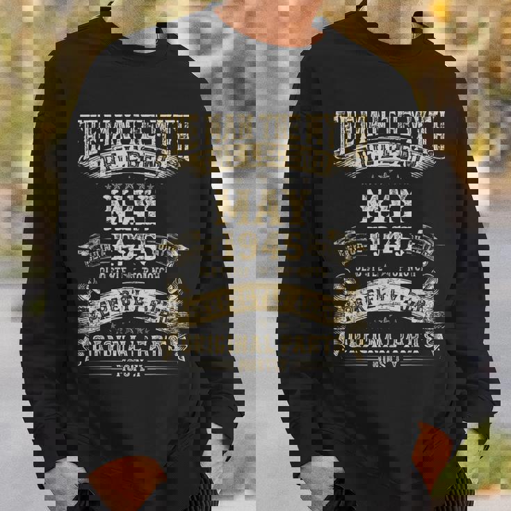 80歳の誕生日プレゼント 男性神話 1945年5月 スウェットシャツ 彼への贈り物