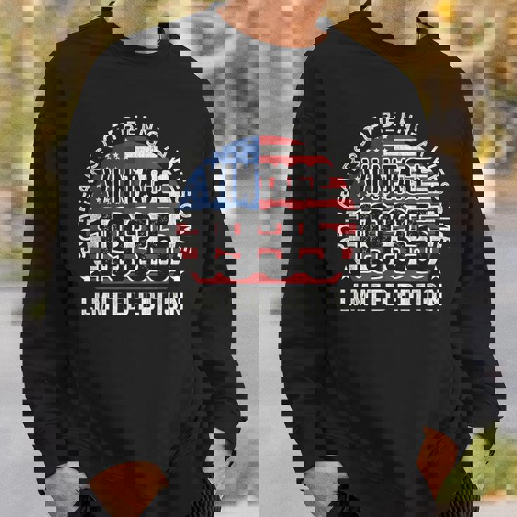 90Th Birthday Vintage 1935 90 Years Old Usa Flag Sweatshirt Gifts for Him