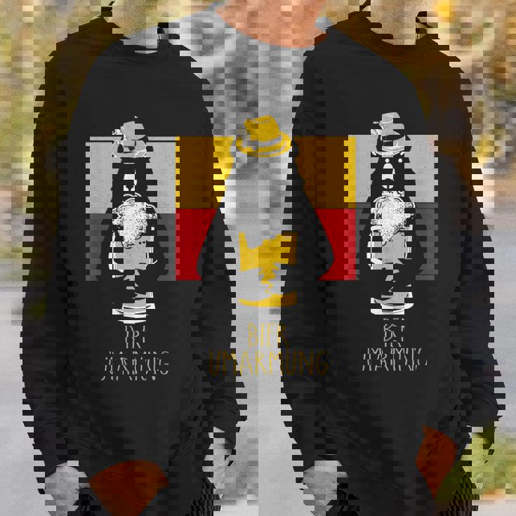 Bier Hug 面白いオクトーバーフェストデザイン ビールベア ドイツパーティー スウェットシャツ 彼への贈り物