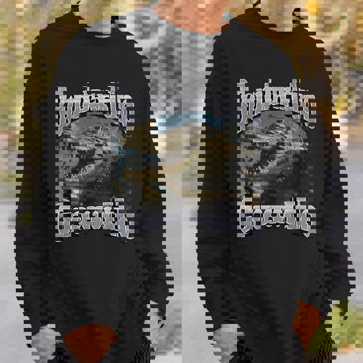 Bombadiro Crocodilo 面白いイタリアンブレインロットミームグラフィック スウェットシャツ 彼への贈り物