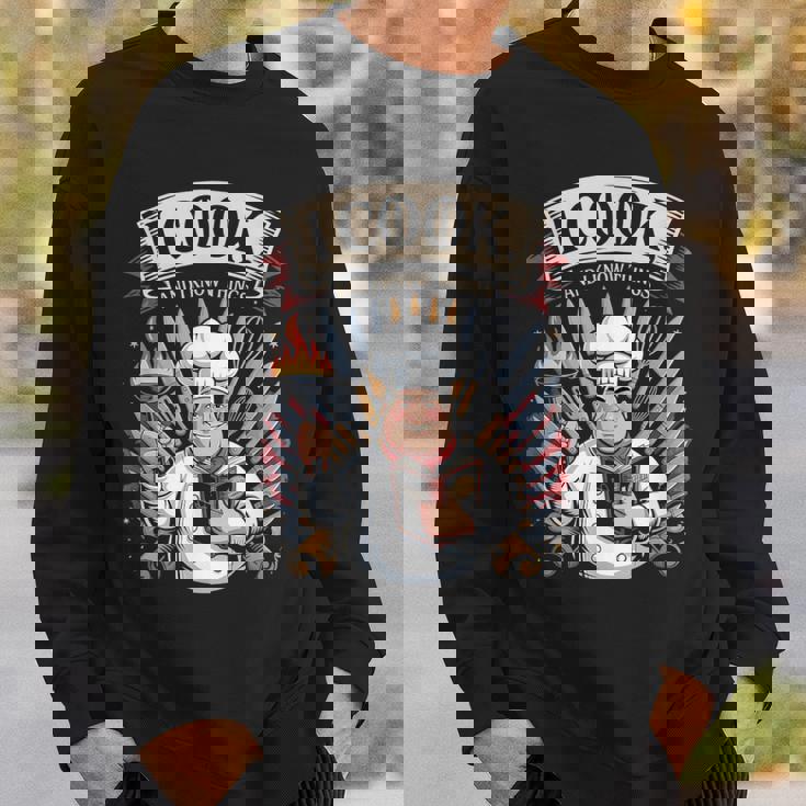 I Cook And I Know Things シェフクックヘルパー スウェットシャツ 彼への贈り物