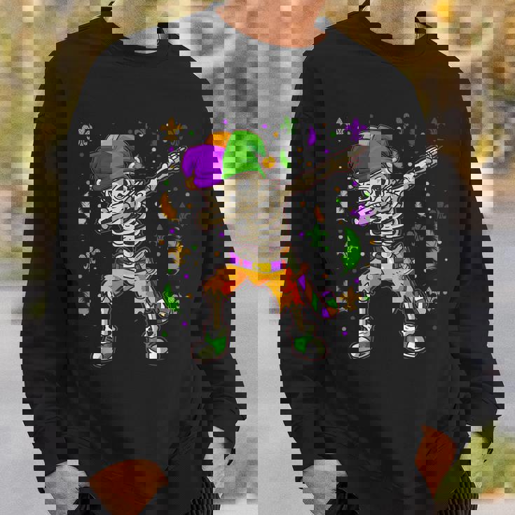 Dabbing スケルトン マルディグラ キッズ ボーイズ スウェットシャツ 彼への贈り物