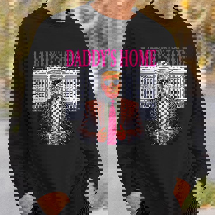 Daddy's Home Pink President Donald Trump House スウェットシャツ 彼への贈り物