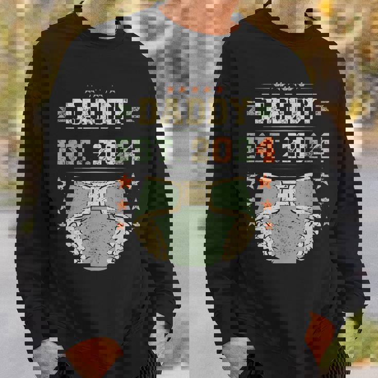 Daddy Est 2024 年生パパ 新米パパ 初めてのパパ 若いパパ スウェットシャツ 彼への贈り物