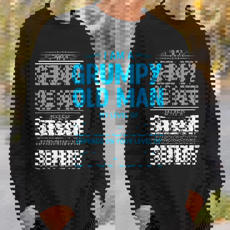 Dearcasmo Con Texto En Inglés I Am A Grumpy Old Manarcasm Texto En Inglés Camisa de entrenamiento Regalos para él