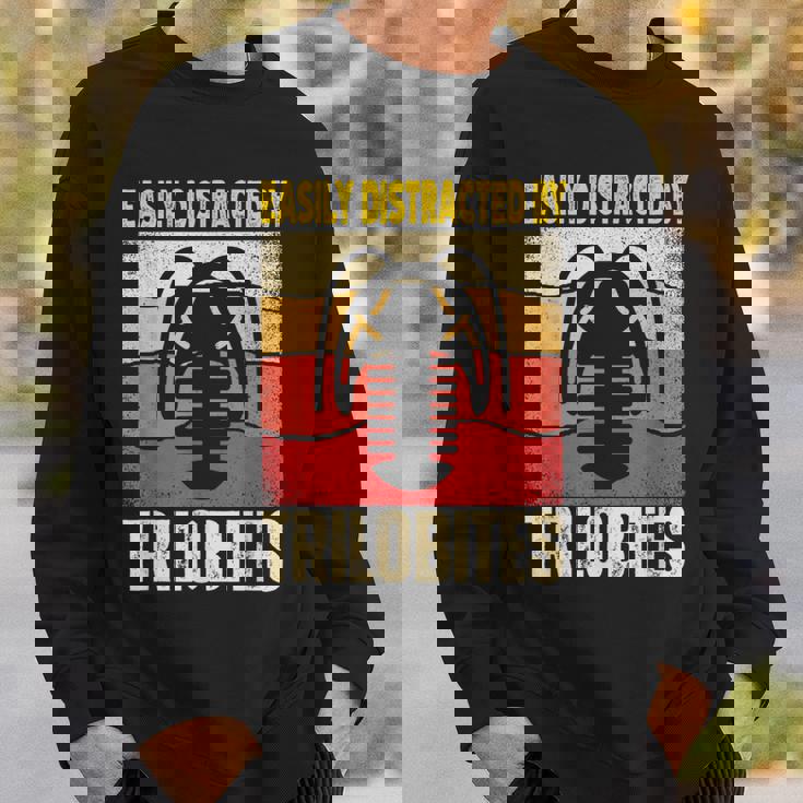 Easy Distracted By Trilobites Trilobite Lover スウェットシャツ 彼への贈り物