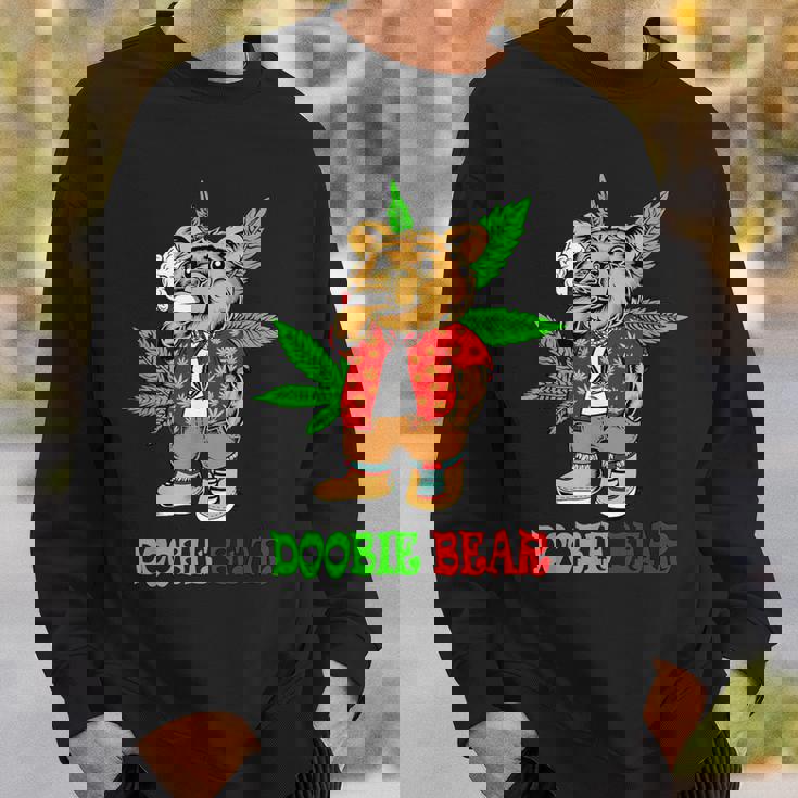 Doobie Bear 大麻の葉 雑草愛好家 マリファナギフト スウェットシャツ 彼への贈り物