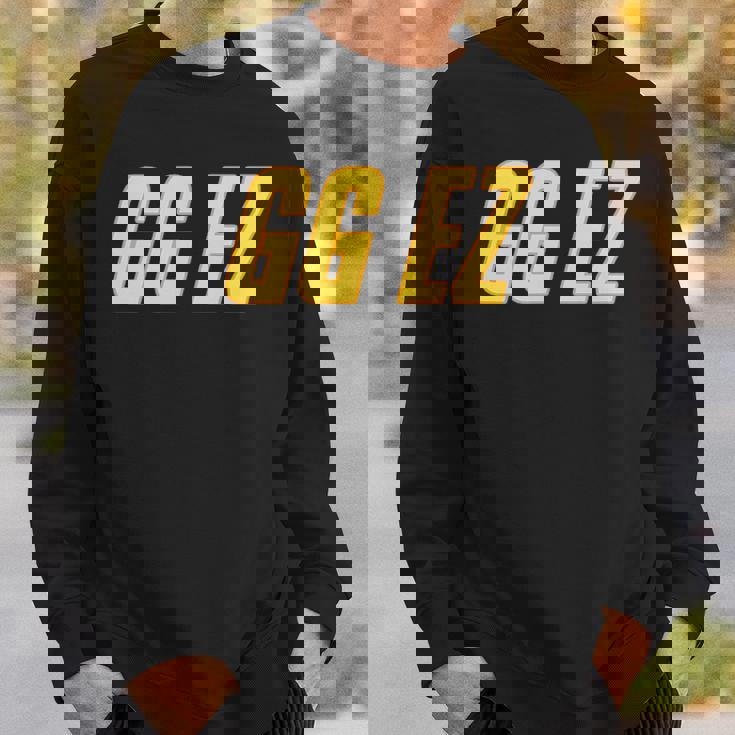 Gg Ez Ggez Good Game Easy Over Ow Fps おもしろゲーミングウォッチ Ow2 スウェットシャツ 彼への贈り物