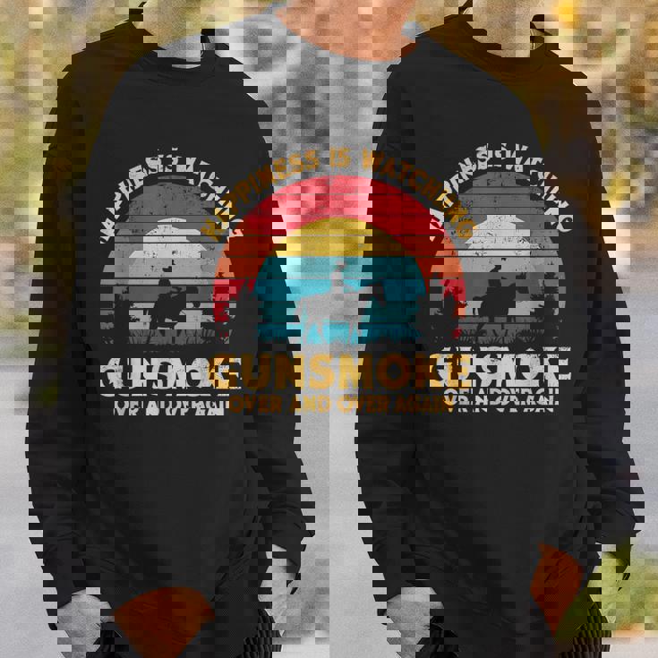 Happiness Is Watching Gunsmoke Over And Over Again Cowboys スウェットシャツ 彼への贈り物