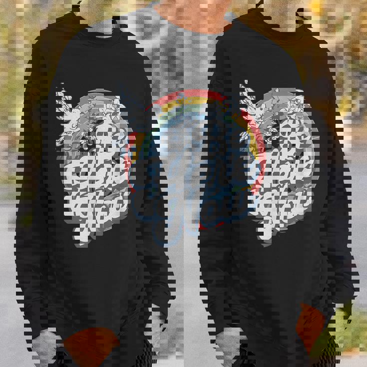 Be Here Now レトロ ヴィンテージ スピリチュアル マインドフルネス スウェットシャツ 彼への贈り物